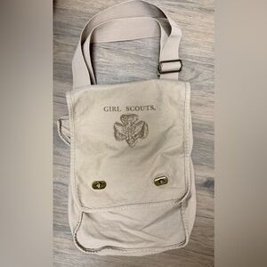 Vintage Girl Scouts Canvas Crossbody Bag in Light Beige